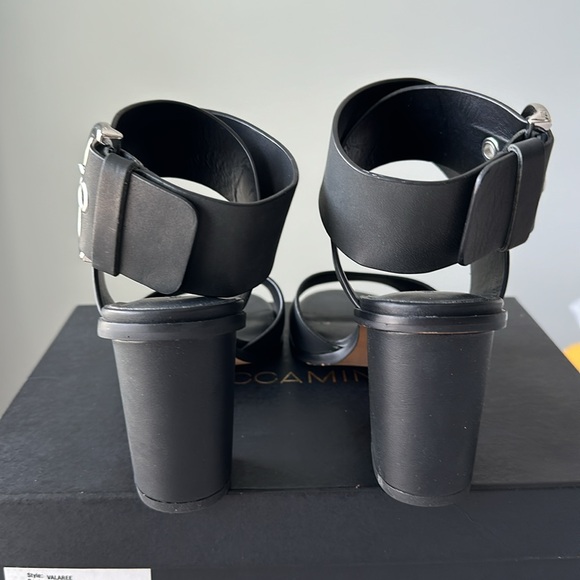 Rebecca Minkoff black stacked heel sandals - Picture 6 of 7